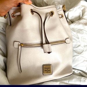 Dooney & Burke